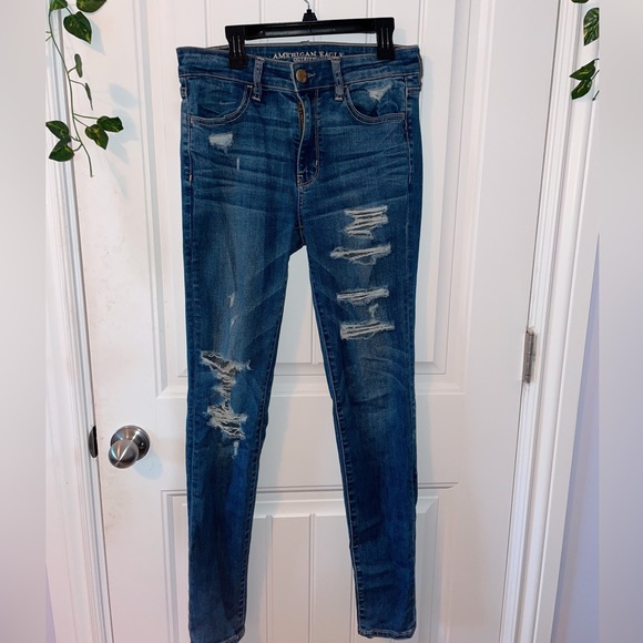 Size 6 American Eagle super stretch skinny jean - Picture 1 of 6